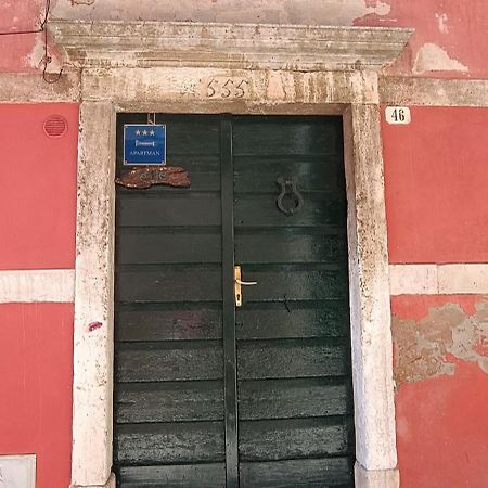 Elle Lägenhet Rovinj Exteriör bild